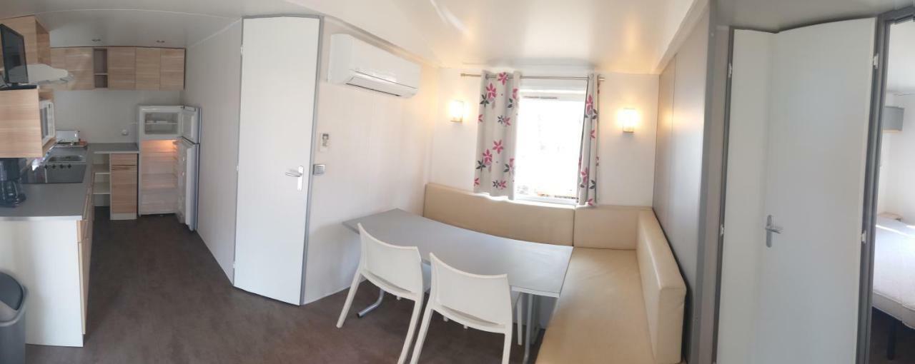Mobilhome Nans les Pins Extérieur photo