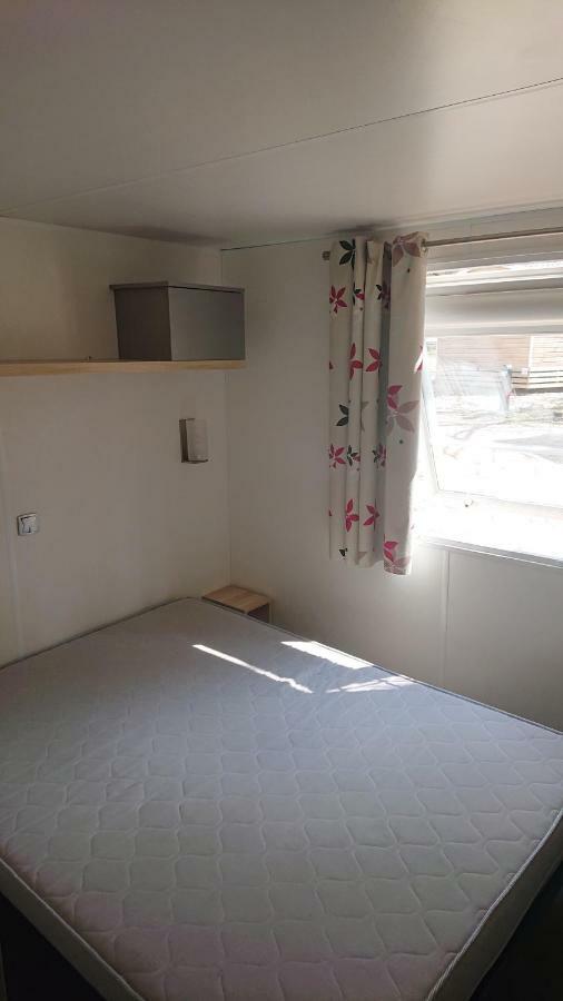 Mobilhome Nans les Pins Extérieur photo